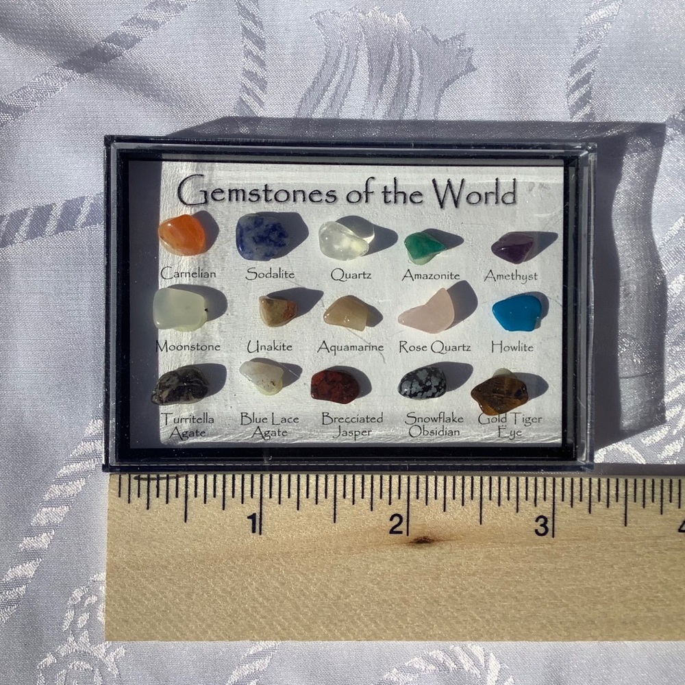 Gemstones of The World Tiny Collection of Stones - Picture 5 of 5